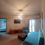 Thealos Apartahotel Azolimnos