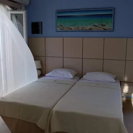 Thealos 3* Azolimnos